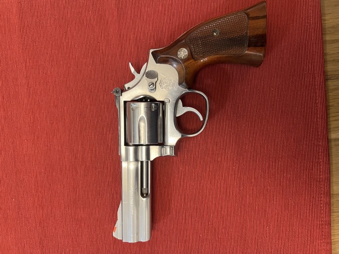 Revolver Smith & Wesson 686