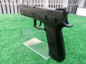 PIŠTOLJ P-09 SR CAL. 9X19