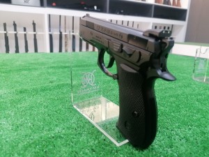 PIŠTOLJ CZ 75 P-01 OMEGA CAL. 9X19