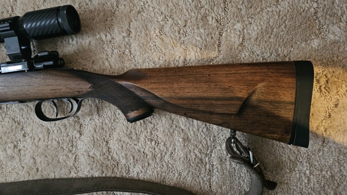 Lovacki karabin 8x57 sa optikom zrak,uz pusku ide kutija metaka/061039039