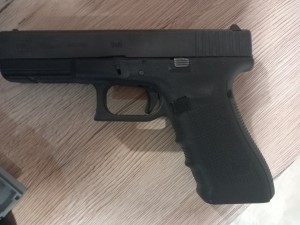 Pistolj Glock 17