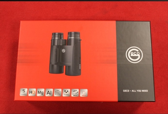 Dvogled sa daljinomjerom Geco 10x50 RF