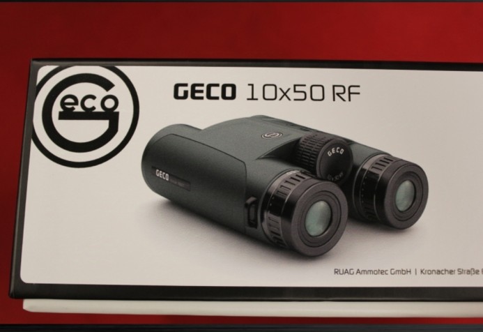 Dvogled sa daljinomjerom Geco 10x50 RF