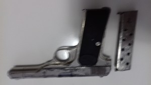 Pištolj browning 9 mm kratki
