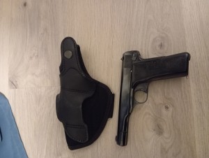 Pistolj browing belgijski