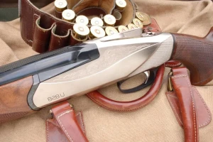 BENELLI 828 U Silver 12/76 Lovacka puska