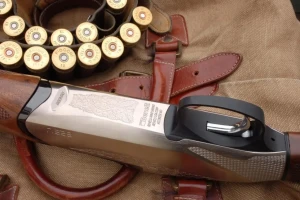 BENELLI 828 U Silver 12/76 Lovacka puska