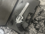 Revolver pištolj 22lr malokaliberski
