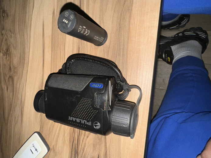Pulsar Axion 30 Termalni osmatrac