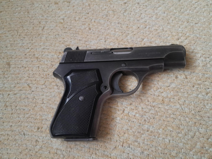 Pištolj CZ 7.65mm
