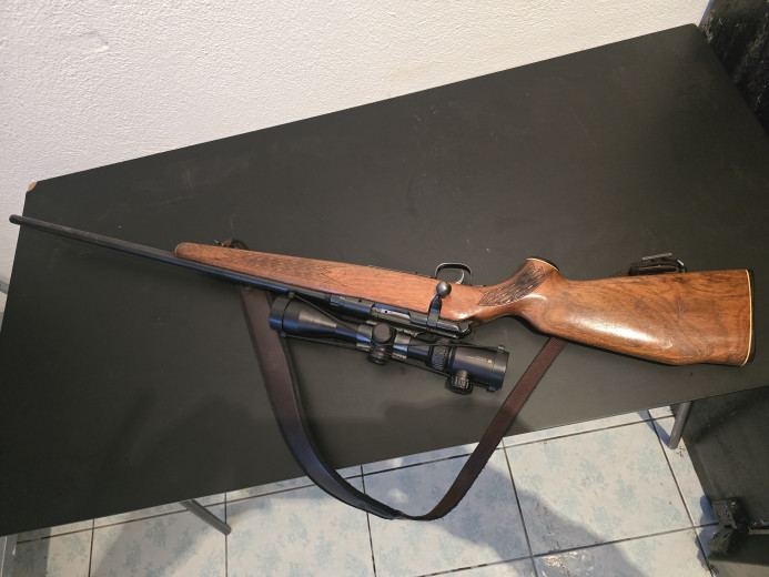 Lovacki karabin .22 hornet
