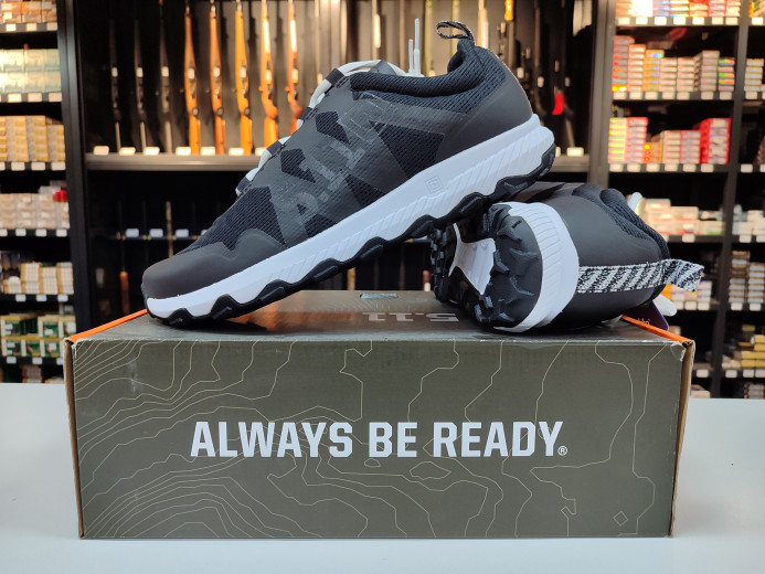 PATIKE 5.11 TRAINER 12429 BLACK/WHITE