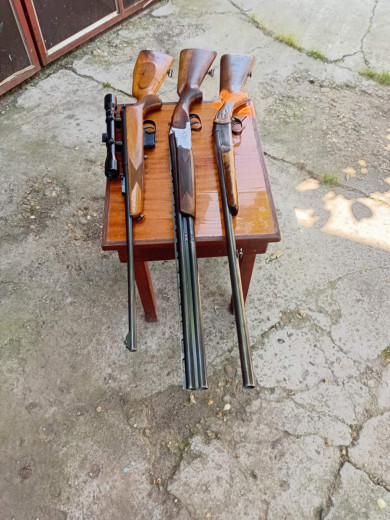 IŽ-18