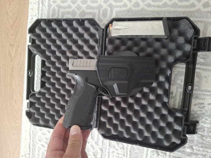 Pistolj
