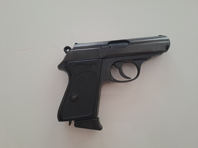 Pistolj Walther PPK