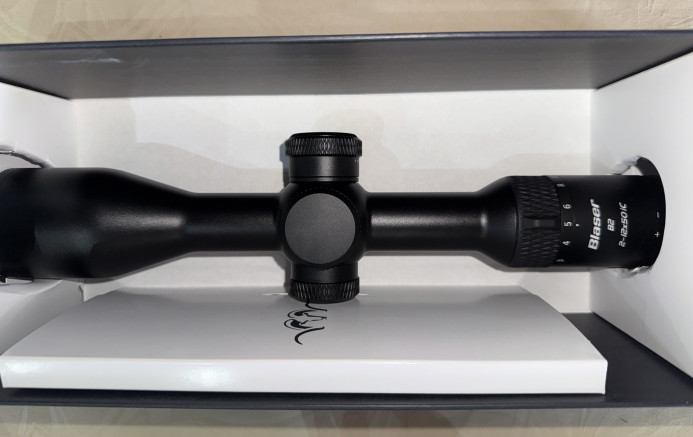 Blaser optika b2 2-12x50 iC  sa šinom