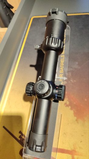 KONUS OPTIKE  - LOV - SPORT -
