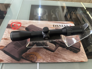 HAWKE OPTIKA ENDURANCA 30 WA 1,5-6X44 -16310