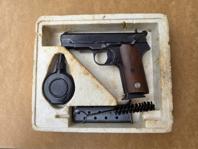 Prodajem pištolj Zastava M88A