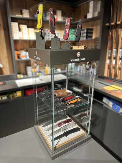 VICTORINOX nozevi cakije Razne
