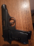 Pistolj