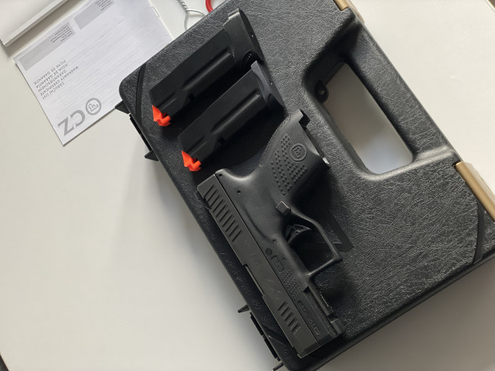 Češka Zbrojowka - CZ P10-M (NOVO - GARANCIJA) PIŠTOLJ