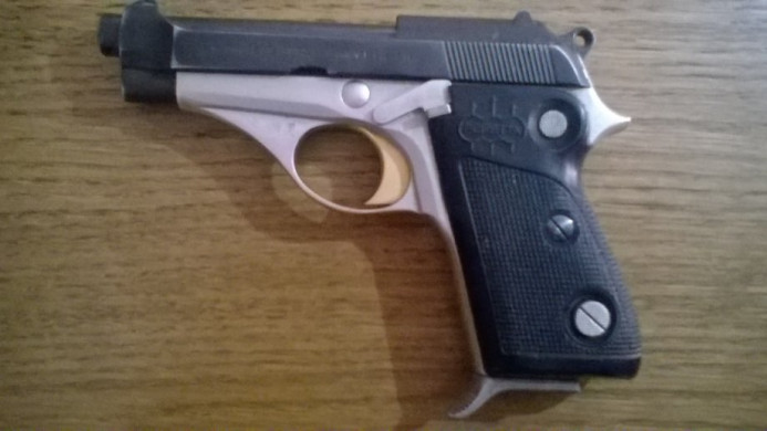 PIŠTOLJ. BERETTA  M70 kal 7.65mm