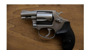 Revolver Smith & Wesson Model 60 u savršenom kolekcionarskom stanju