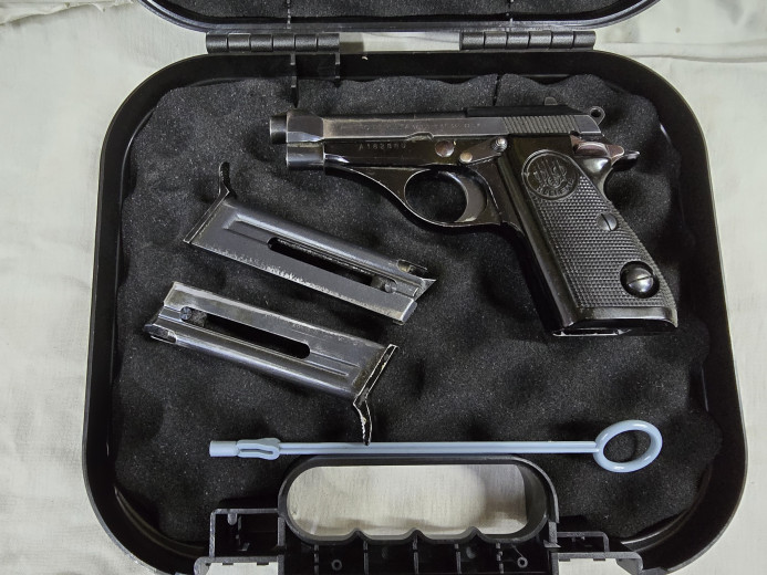 Pištolj Beretta M72 .22 LR