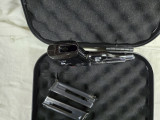Pištolj Beretta M72 .22 LR