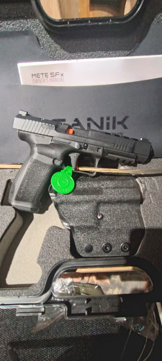 Pištolj CANIK METE SF x