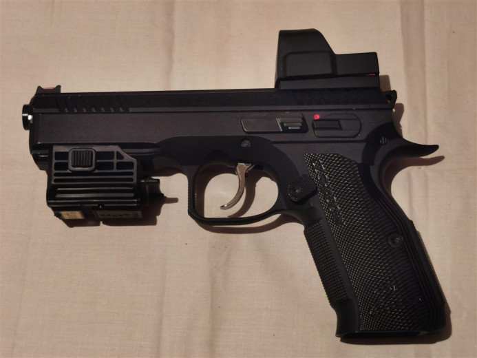 Alu crne obloge za CZ shadow 2