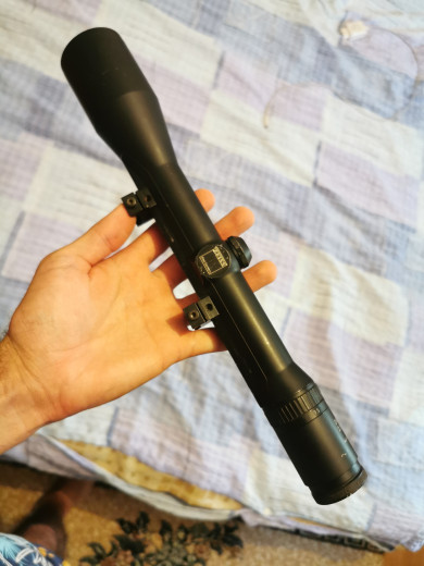 Zeiss diavari 2.5-10x48 optika.