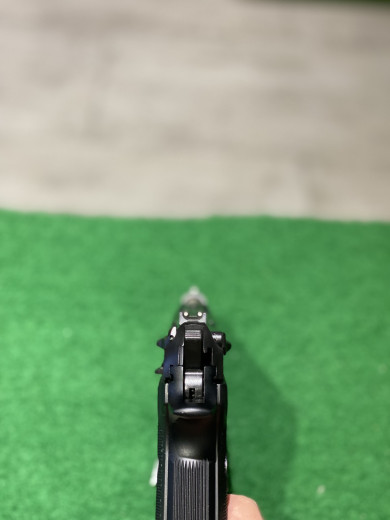 PIŠTOLJ BERETTA 92 A1 cal. 9x19