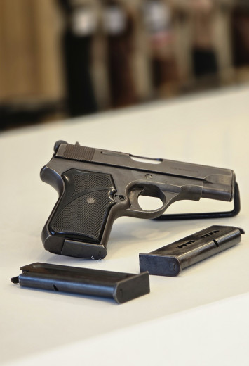 PIŠTOLJ CRVENA ZASTAVA M70 7,65
