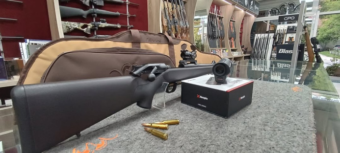BLASER R8 PROFESSIONAL 300WinMag,9,3X62,243Win,270Wsm AKCIJA