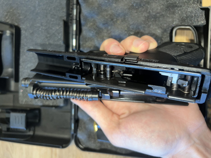 BERETTA APX 9x19 TACTICAL