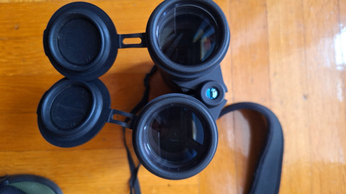Dvogled sa daljinomjerom LEICA GEOVID R 8x42