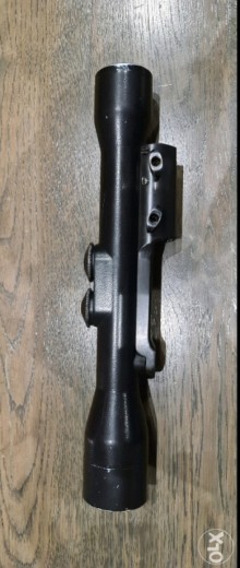 Carl Zeiss DDR 4X32 sa originalnim nosacem za ZH Brno