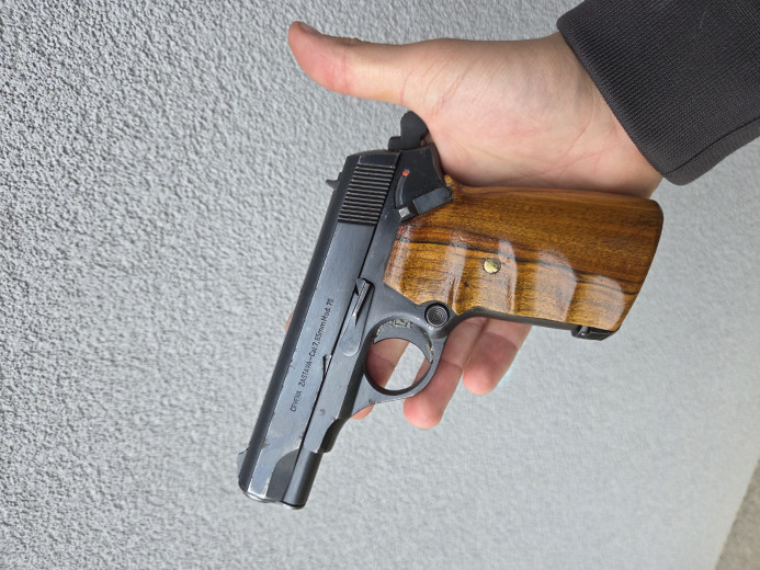 Crvena zastava M70