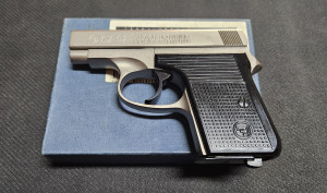 Pištolj Češka Zbrojovka M-92 6,35 mm
