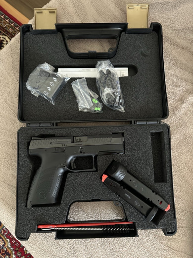 CZ P10-C