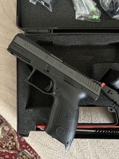 CZ P10-C