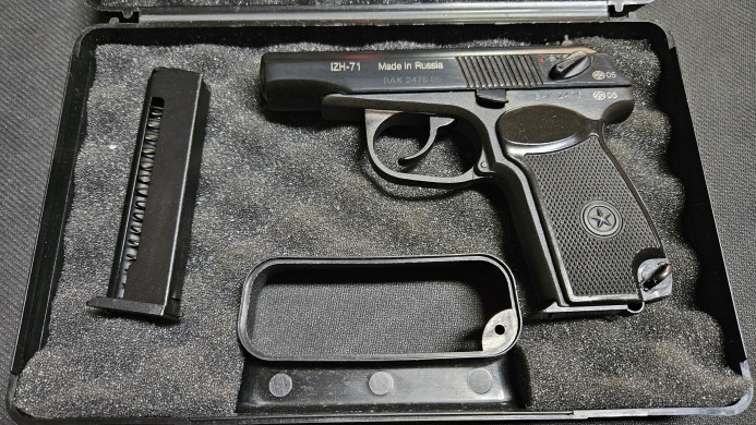 Pištolj Baikal IZH 71 9 mm Short