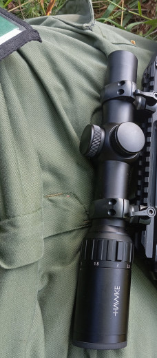 Prodajem optiku sa nosacima kupljena prosle godine