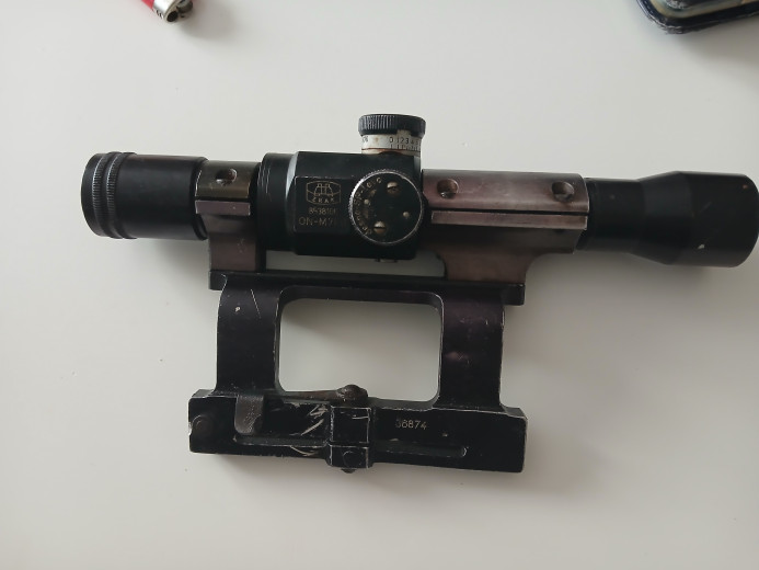 Opticki nisan sa nosacima