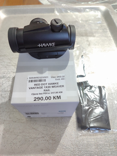 Red dot Hawke