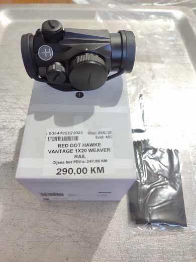 Red dot Hawke