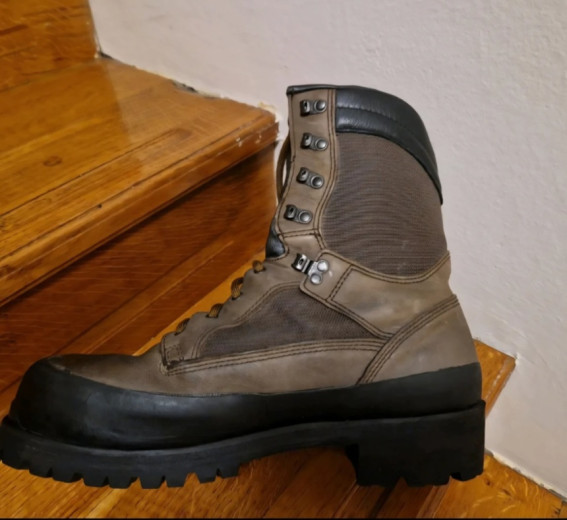 Lovacke cizme meindl