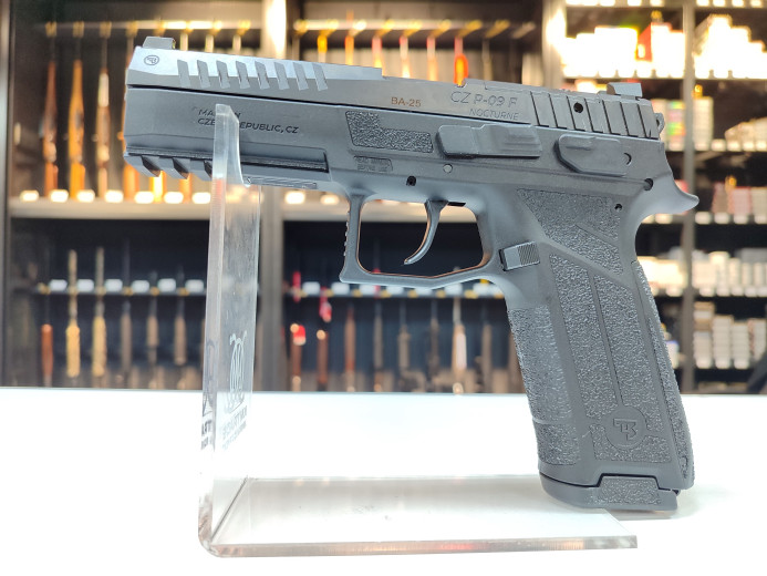 PIŠTOLJ CZ(ČEŠKA ZBROJOVKA) P-09 F NOCTURNE CAL.9X19